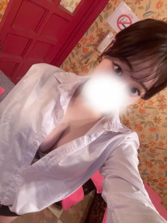 薄暗い部屋でスるS&#9899;&#65039;Xも興奮する&#128286;