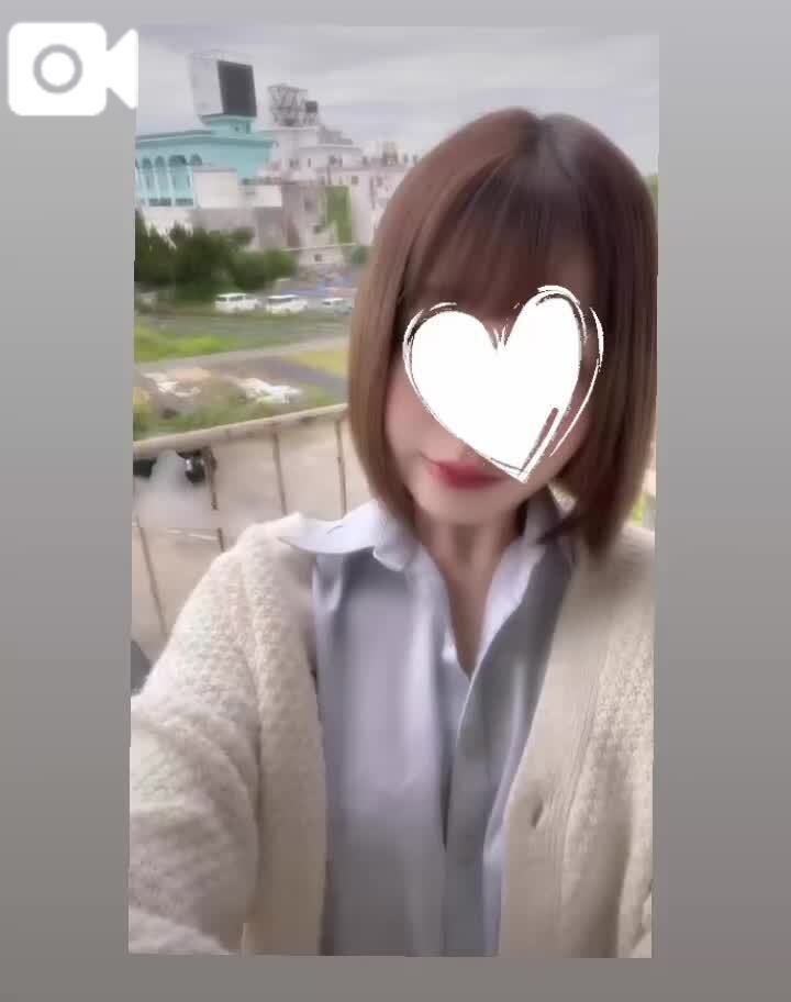 ぶぃっ