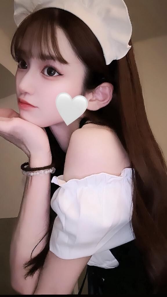 &#127541;