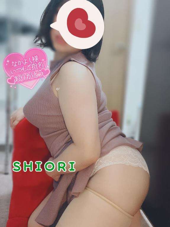 トイレでチラリ