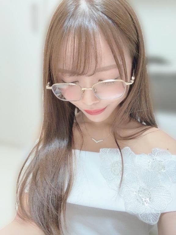 明日21:15-1枠のみご案内可能です&#128150;