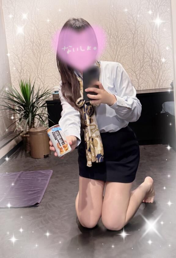 &#42752;(  &#42758;  ‐&#7109;‐ )&#42758;