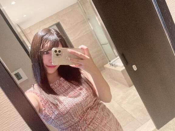 AV女優なのがバレました(笑)