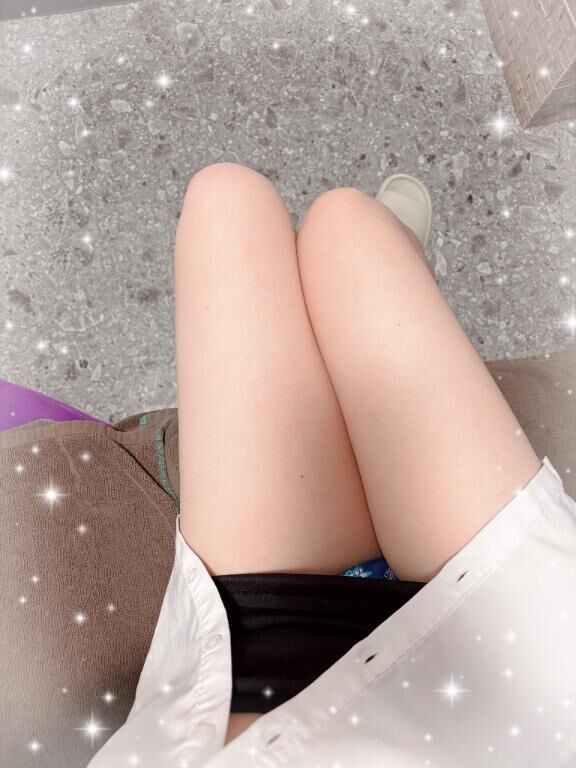 膝枕しませんか&#128158;