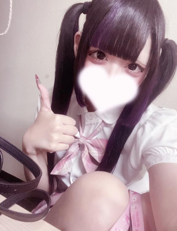 登校しました❕