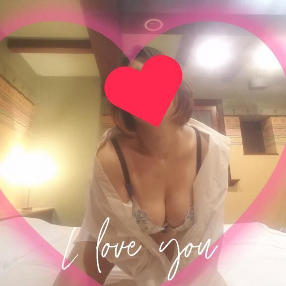本日１８時から出勤♪ご予約ありがとう(^ー^)