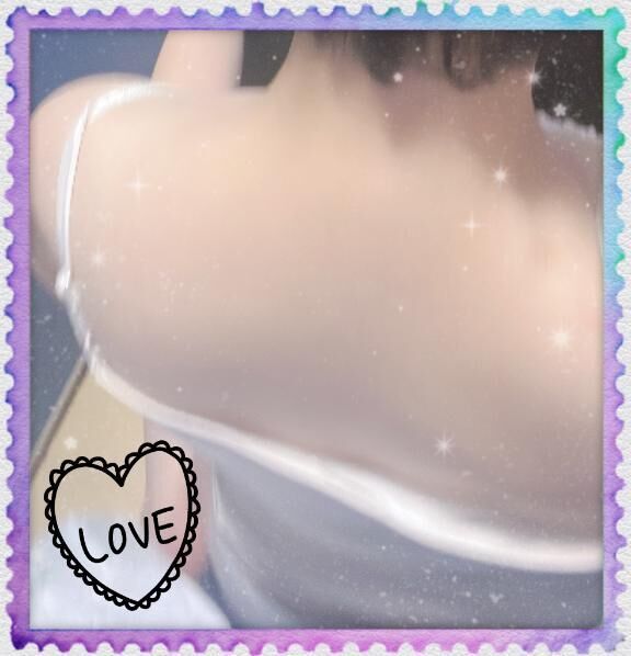 暑いから脱ぎました&#9825;