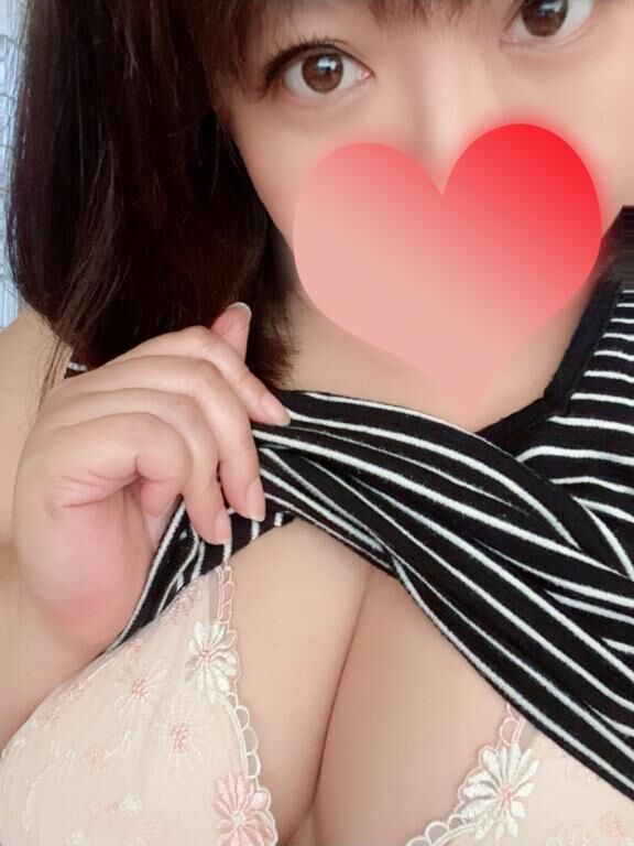 家にいます。