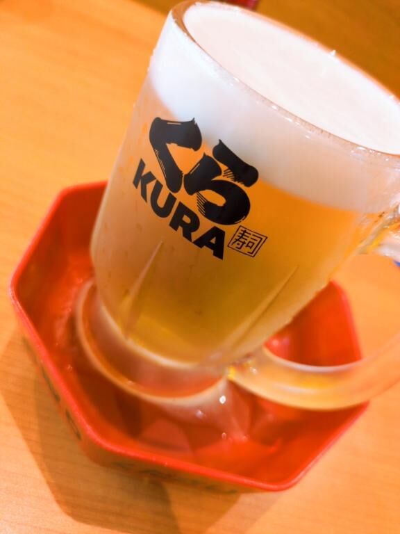 遠くの席はたいへん。