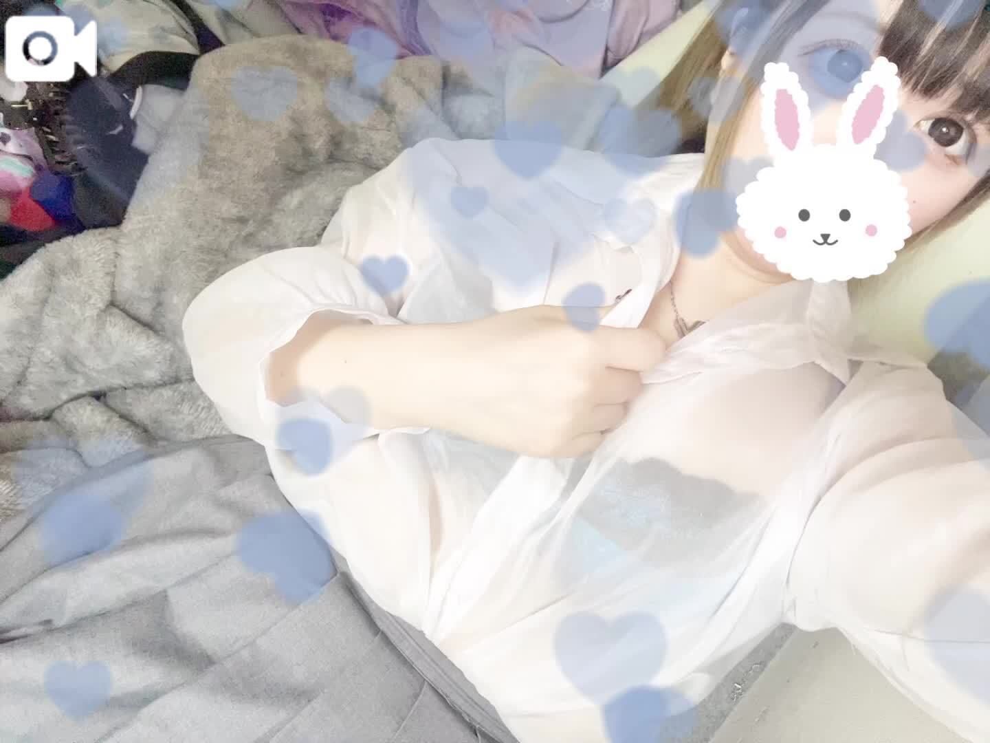 女先輩に見下ろされながら美しい顔と肉体を見せつけぬくもりを感じるほどに圧迫して、ほぼゼ●距離顔近スパイダー騎●位と密●抱●しめ対面●位で射●誘惑される&#128113;&#127996;&zwj;♀&#65039;&#127979;&#128102;&#127995;