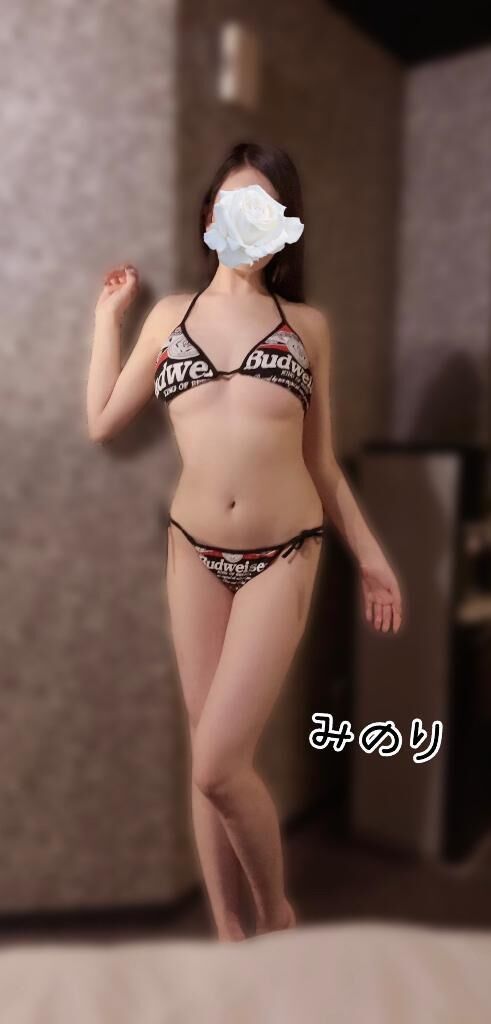 ビキニお姉さんとハメ外し