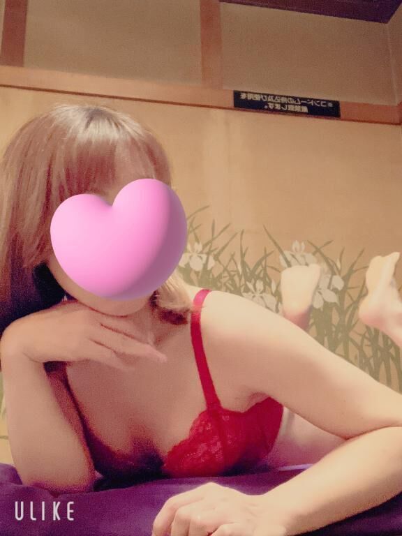 本日&#9825;15時から居ます&#128155;