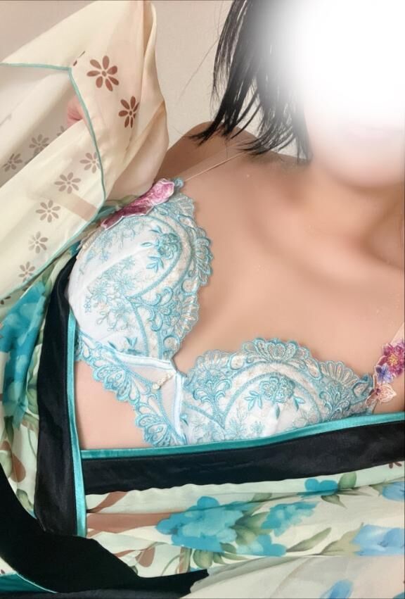 りさ-明日から女の子休暇に入ります😌