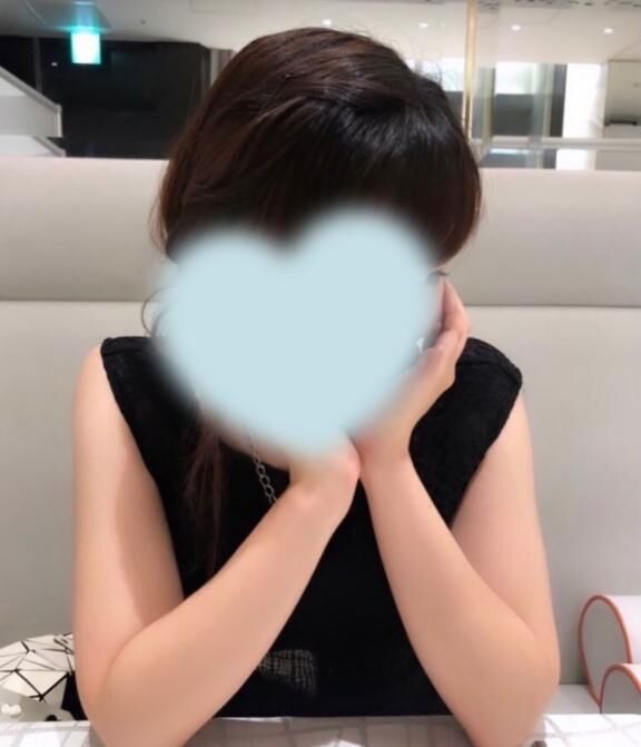 明日出勤&#128705;12時頃以降空いております♪おはようーーー