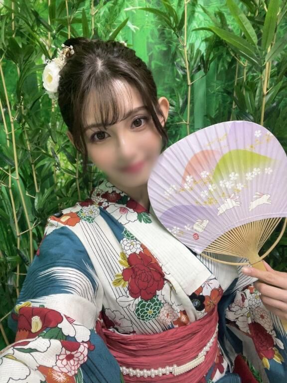 お店向かってます