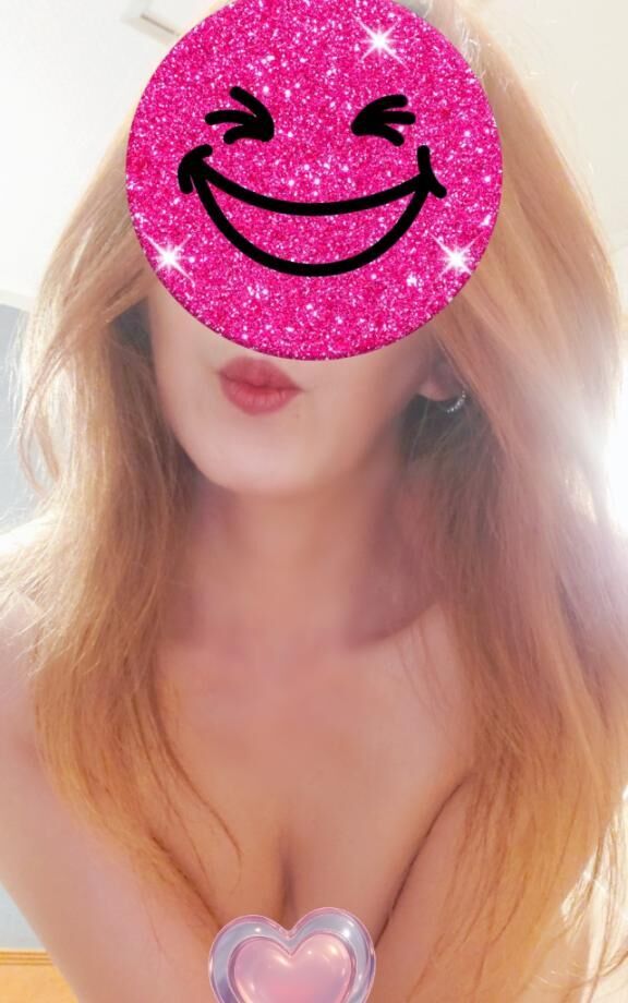 お仕事お疲れ様です&#9825;　今日も真夏日になってますね&#9825;　暑さにヘタレてませんか&#9825;　今日もどうぞよろしくお願いいたします&#9825;&#9825;&#9825;