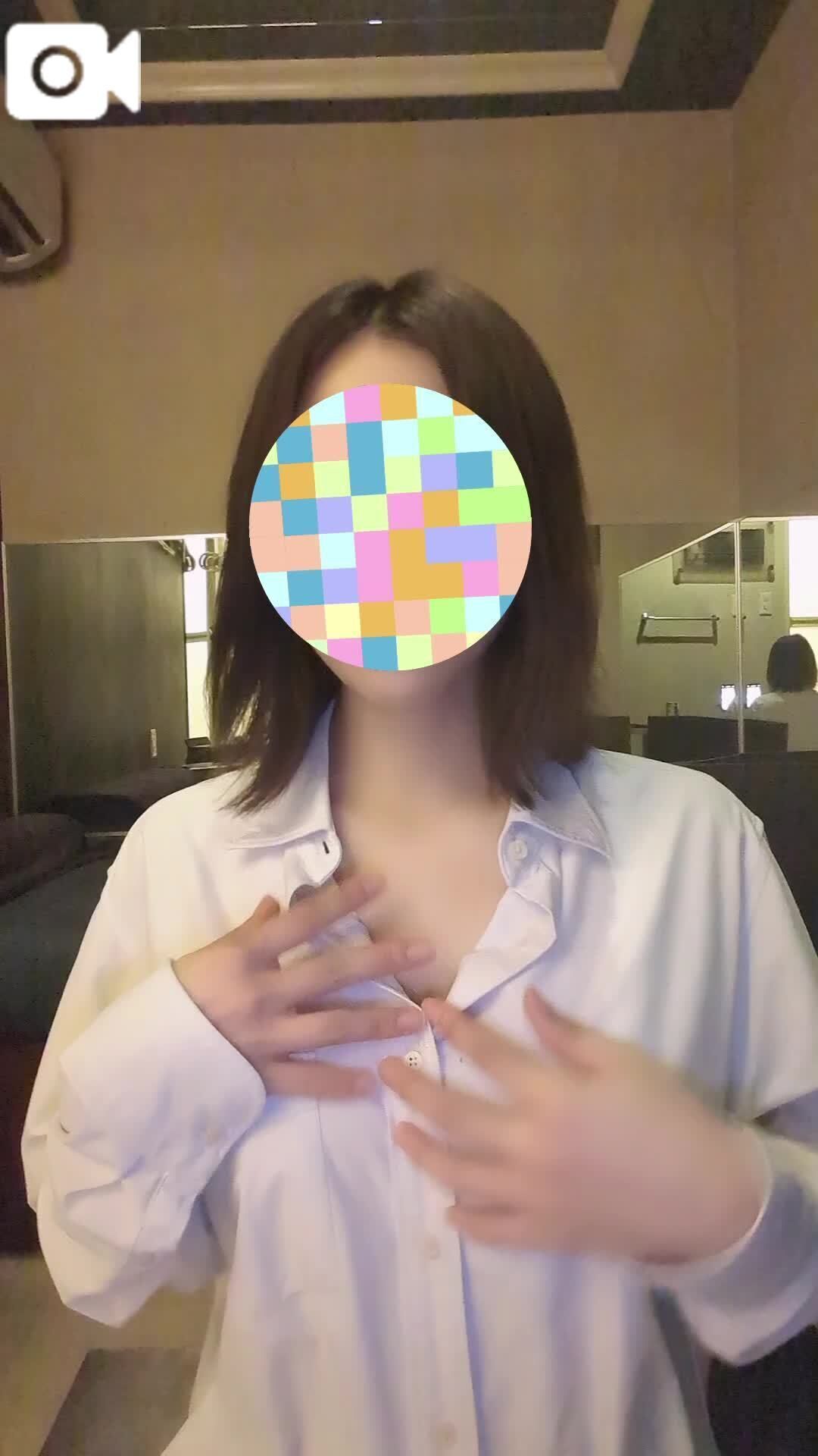 出勤してます&#129655;