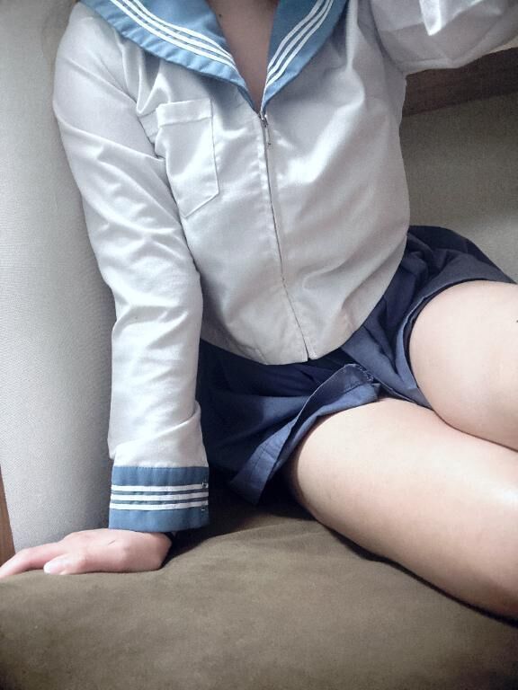 じめじめ｡ﾟ(&macr;ㅿ&macr;υ)ﾟ｡