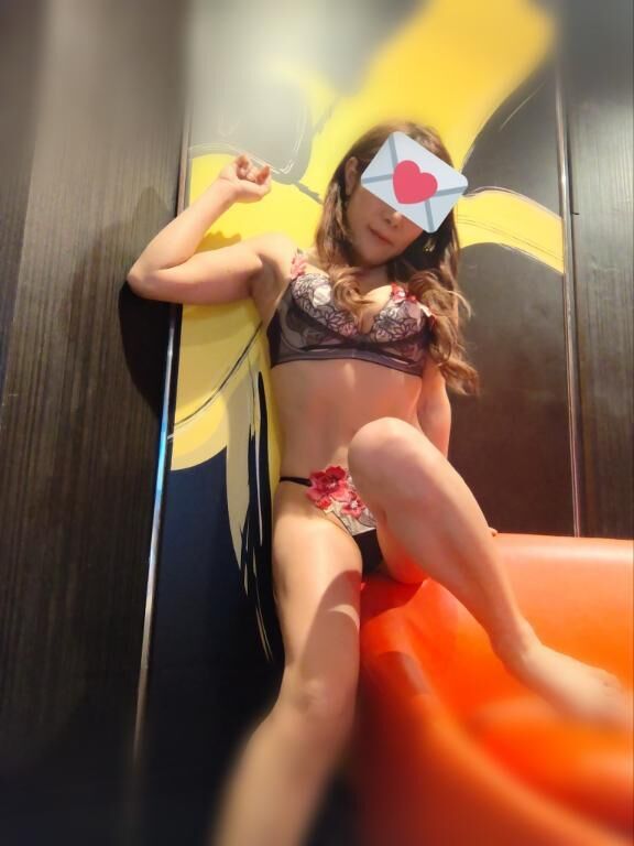 明日はおやすみです&#x301C;&#9584;&#8288;(&#8288;*&#8288;´&#8288;&#65078;&#8288;`&#8288;*&#8288;)&#8288;&#9583;
