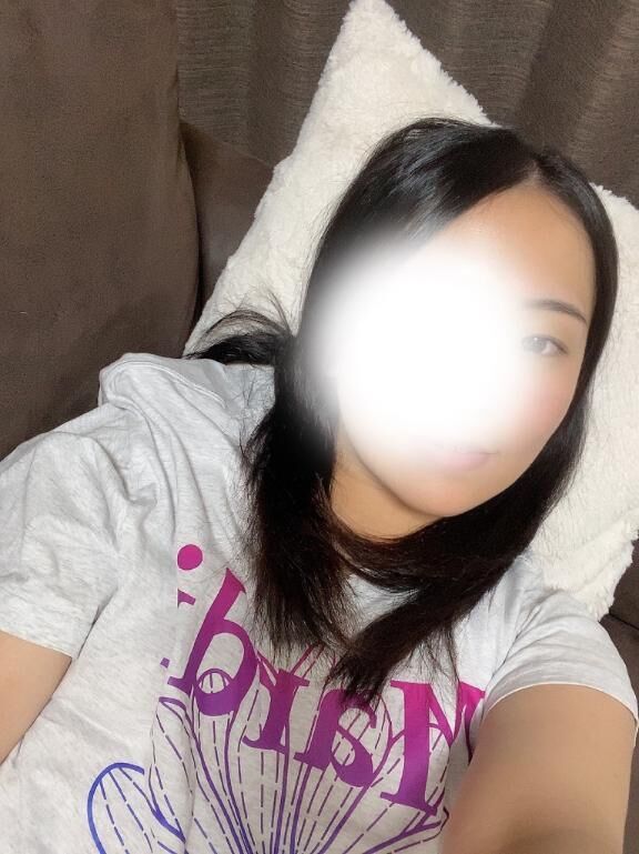 明日は出勤ですっ&#127803;