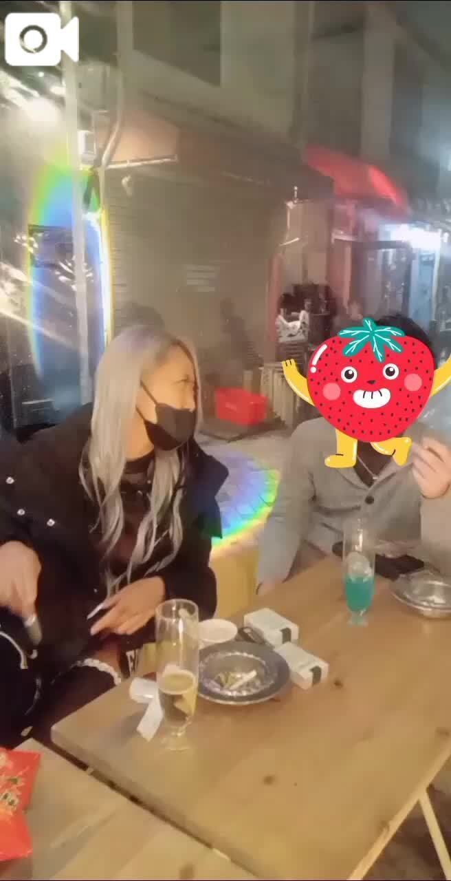 大好きでしてるお仕事を否定したり…理解してもらえなかったり、自分に合わせて欲しい気持ちを優先で応援してれない男性とは…&#128166;&#128583;…