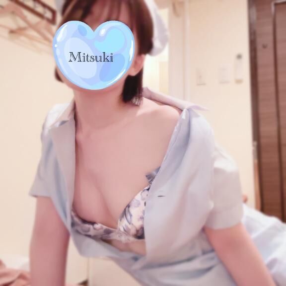 さささっ