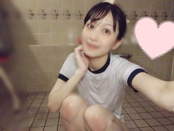 次はドレスに