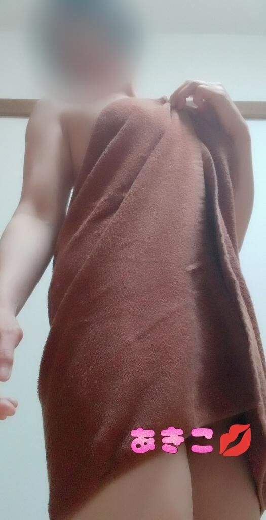 ちらちらちらちら(/ω・＼)