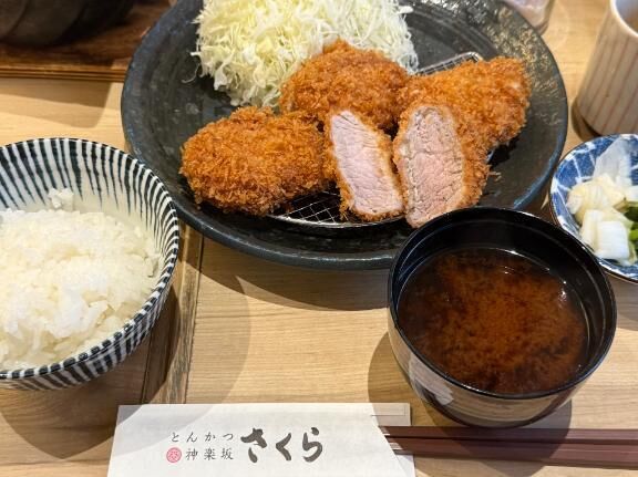 ヒレカツランチ♡