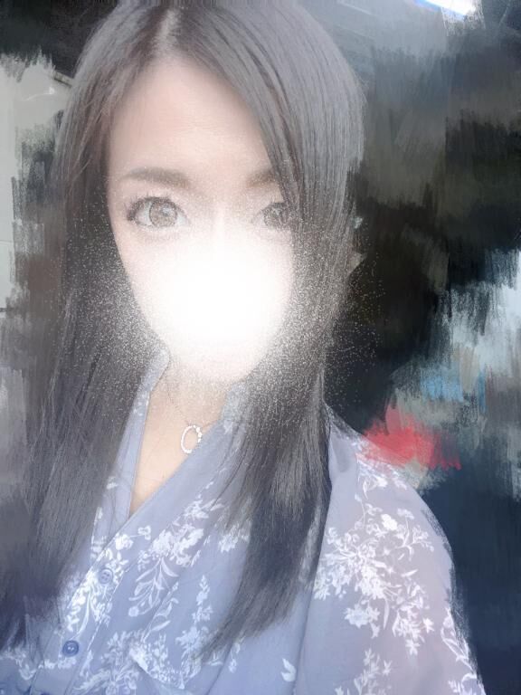 &#127804;明日休みじゃない(´；ω；｀)&#127804;