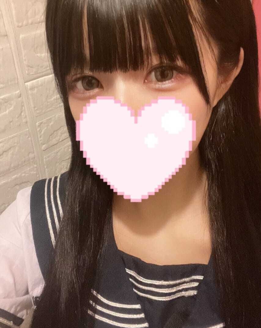 黒髪ロングで出勤してます&#9825;&#9825;