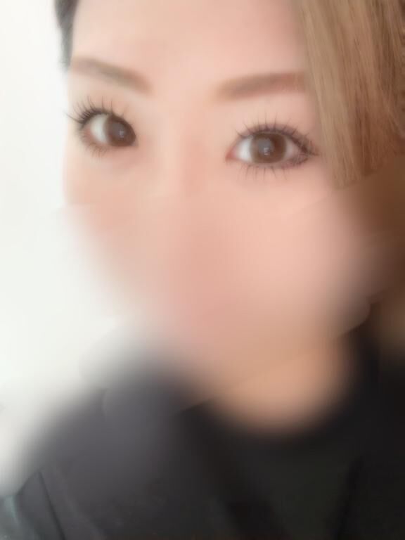 パチパチお目目に