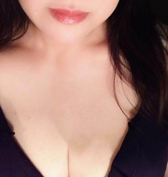 冷やしおっぱい&#9825;&#9825;いかがですか？