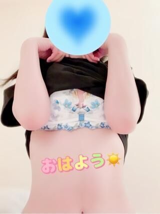 撫でてくれる手