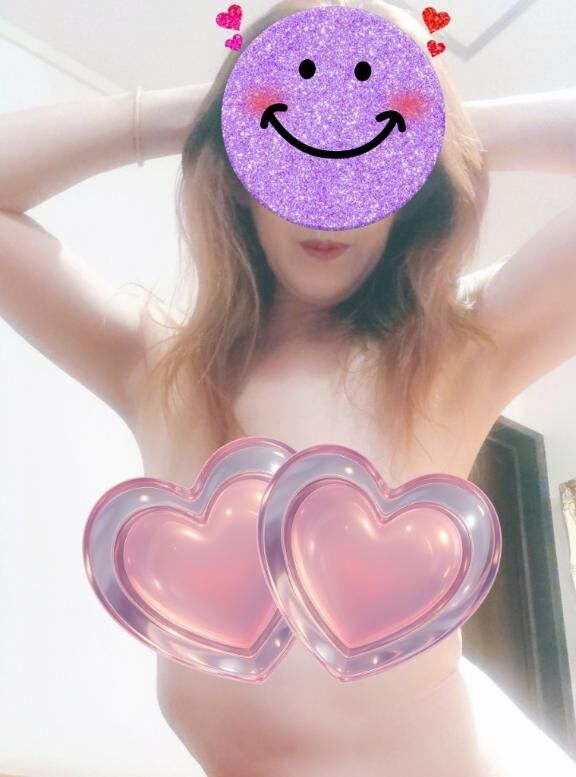 お仕事お疲れ様です&#9825;　今日は飛び入り出勤させていただいてます&#9825;&#9825;&#9825;