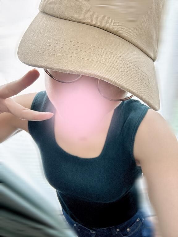 明日&#128526;