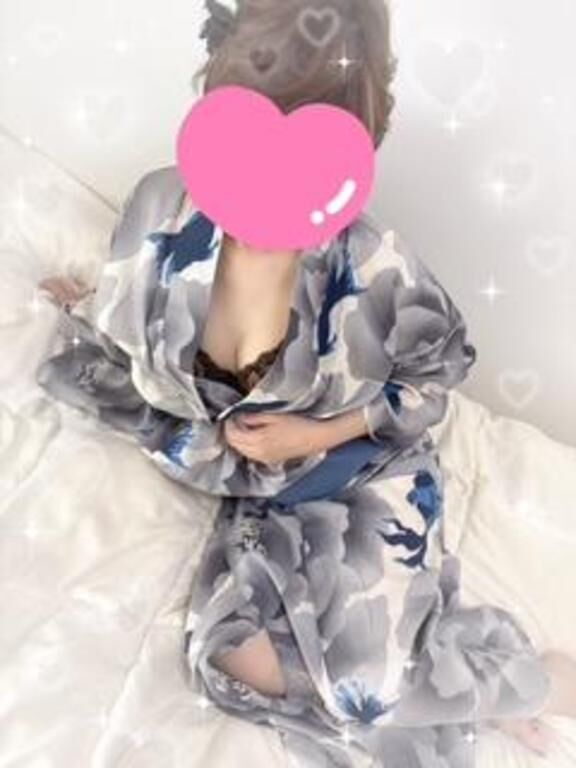 ギラギラしてる・:*+.\\((°ω°))/.:+