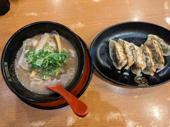 うま屋
