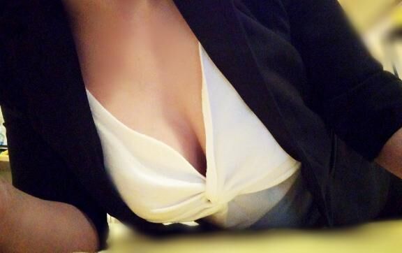 お休みです
