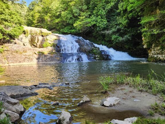 &#127803;滝に行ってきたよ&#x301C;っ&#127966;&#65039;自然って最高&#127803;