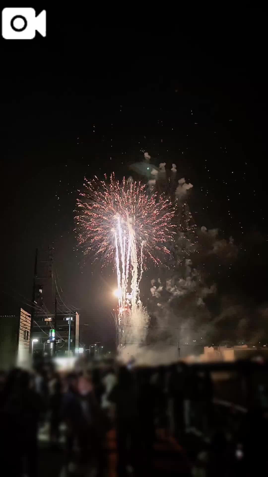 花火に負けないくらい