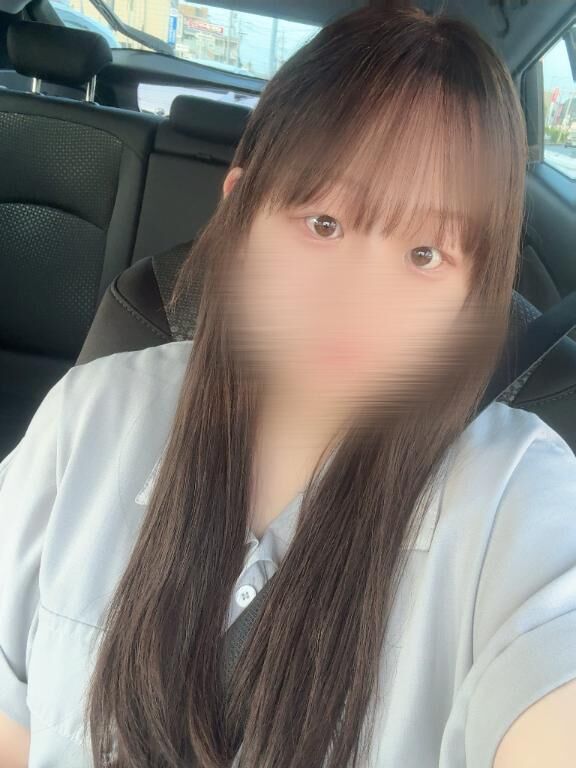 8日12時&#x301C;21時30分で出勤します&#9825;