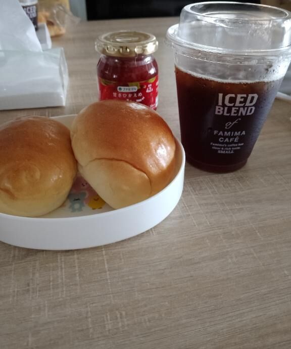 おやつタイム…？(・_・;)