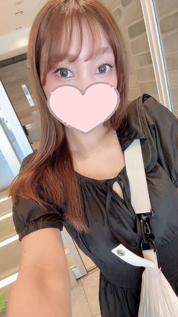 出勤﫧