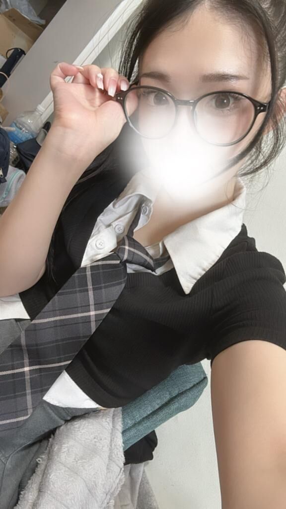 メガネ女子&#128083;