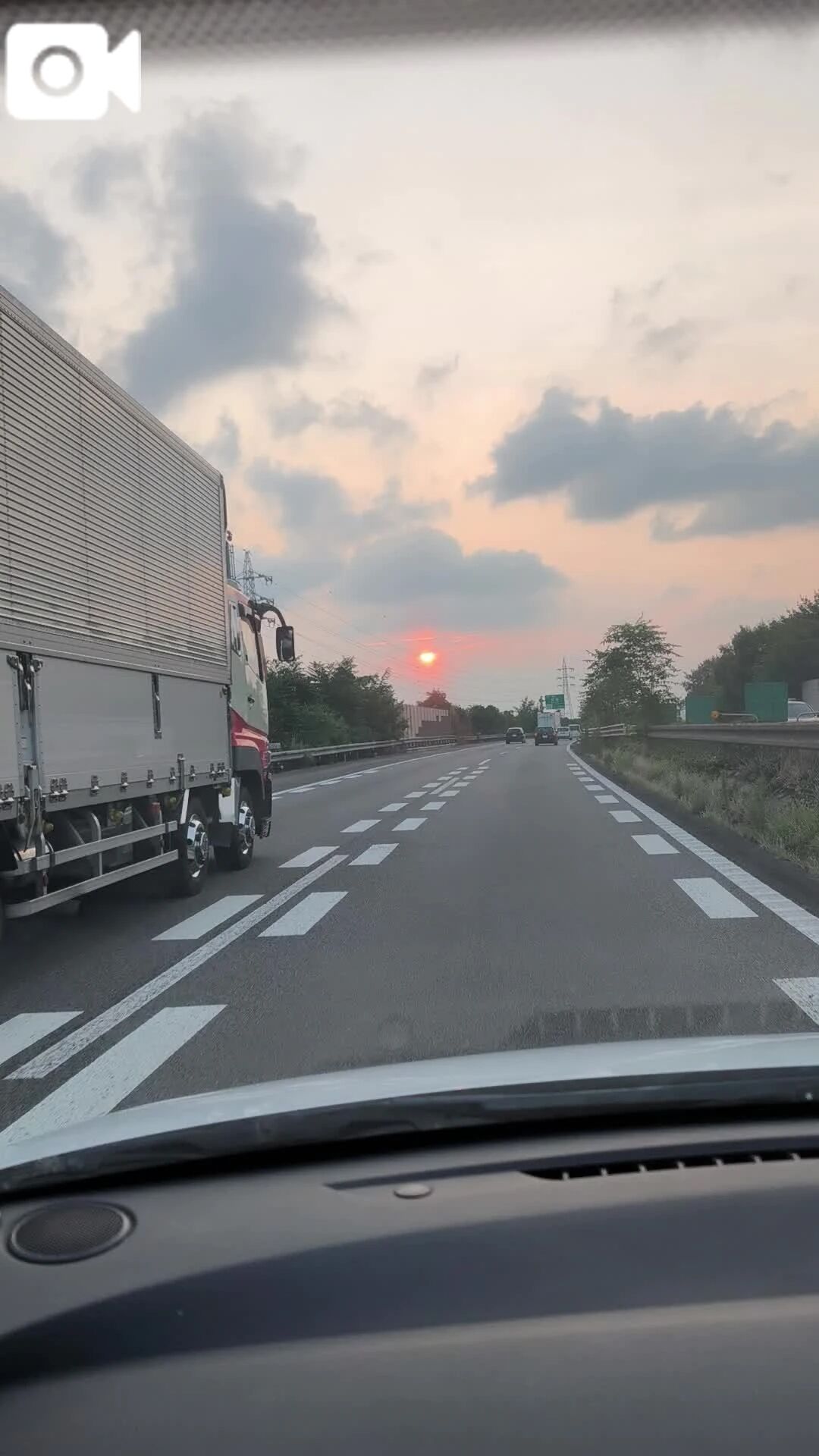 あーん&#128557;