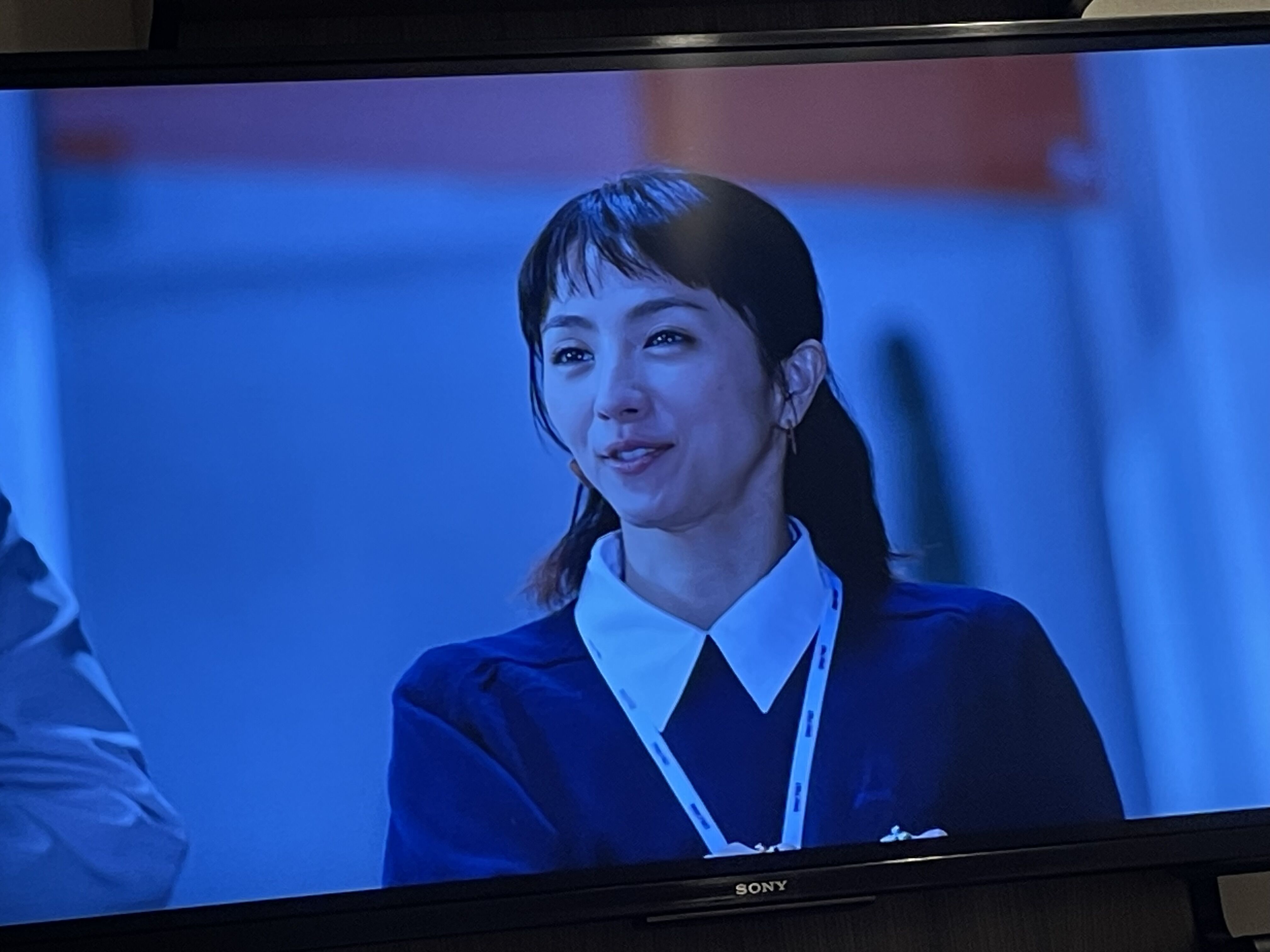 働く