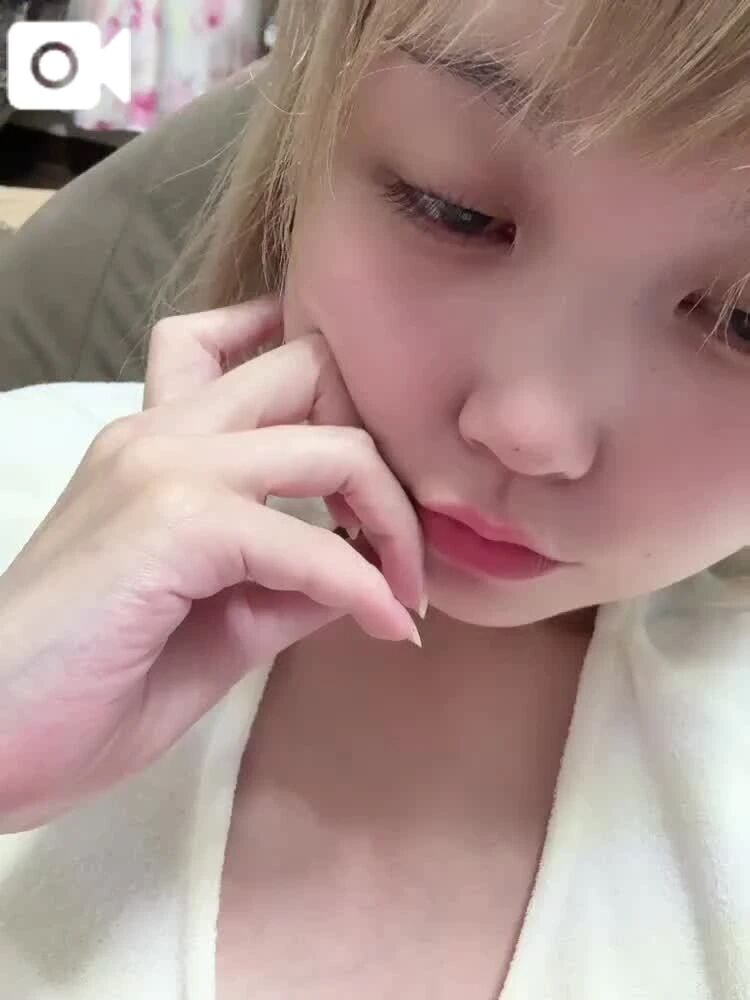 夜ふかし女