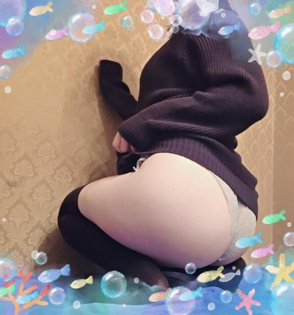 &#129655;