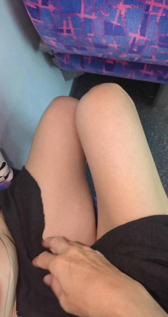 少し100円払って